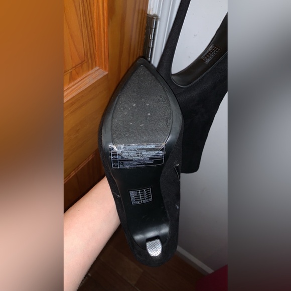 Forever 21 size 8 sock boots - Picture 6 of 6